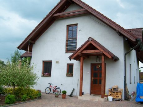 Realizace RD u Prahy před realizací | Reference Terca