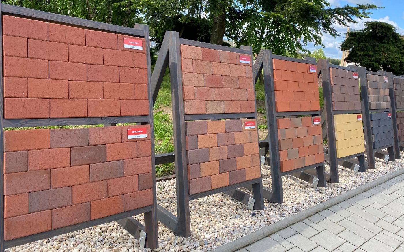 Cihlová dlažba Penter v showroomu v Jirčanech u Prahy