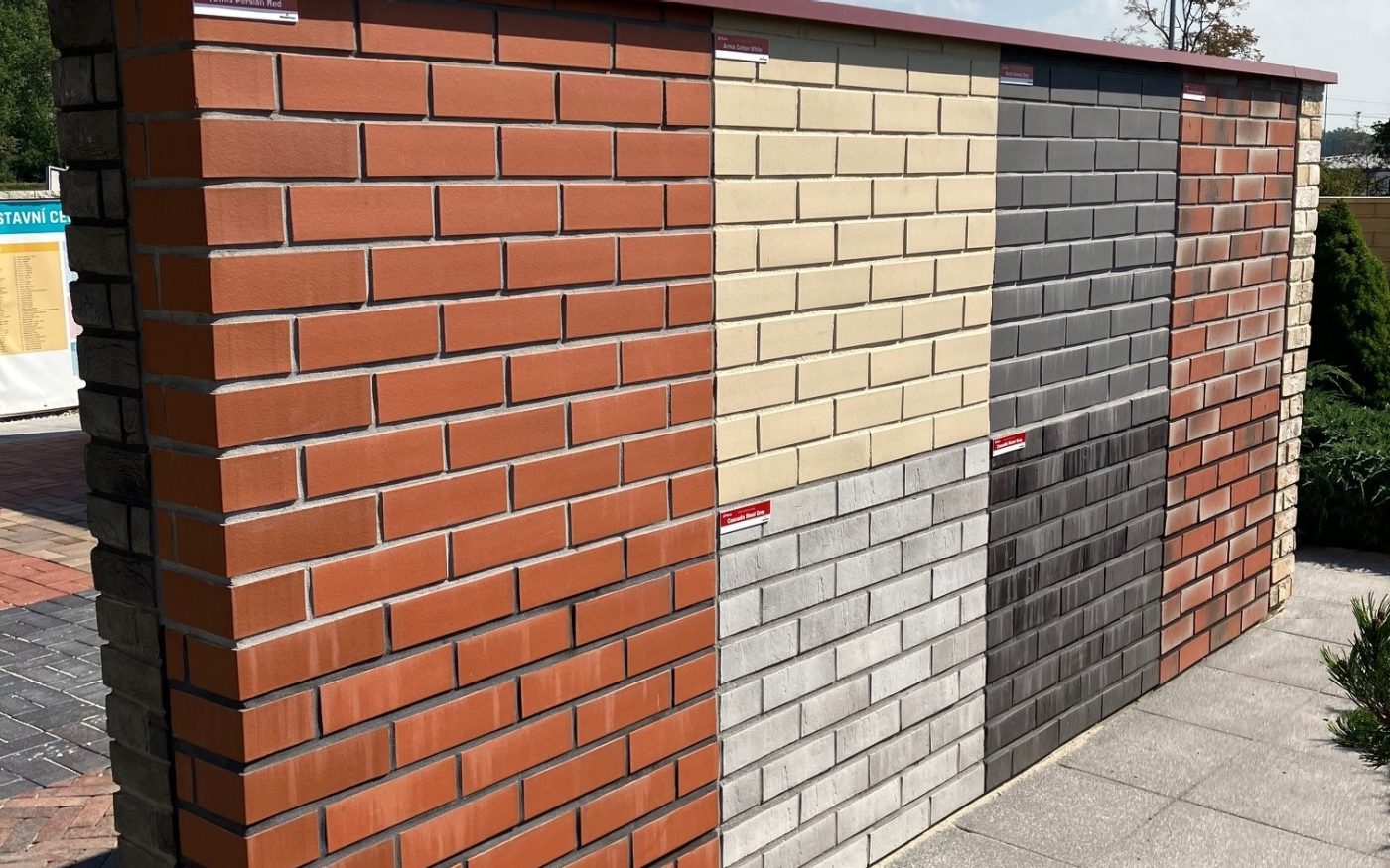 Lícové cihly a obkladové pásky Terca v showroomu Jirčany u Prahy